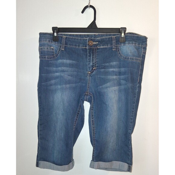 Unbranded Medium Denim Cuffed Capri Pants Sz 17 - Picture 1 of 2
